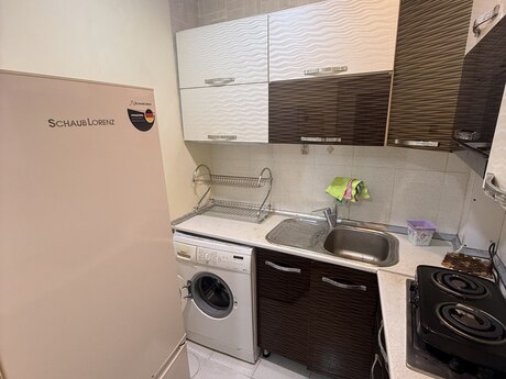 2 otaqlı köhnə tikili - Əhmədli q. - 40 m²
