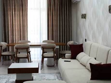4 otaqlı yeni tikili - Nəriman Nərimanov m. - 185 m²
