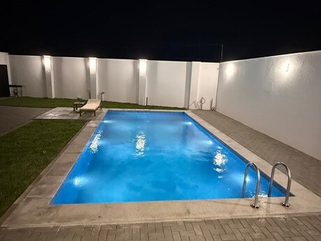 3 otaqlı həyət evi/bağ evi - Buzovna q. - 150 m²