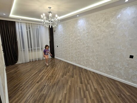 3 otaqlı köhnə tikili - 9-cu mikrorayon q. - 73 m²
