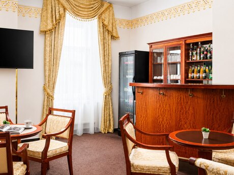 Объект - м. Ичеришехер - 700 м²