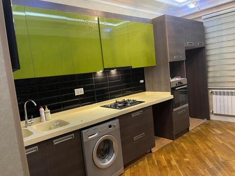 Elan №6282275 - Bakı, Həzi Aslanov m., 3 otaqlı, 130 m², 6/12 mərtəbə