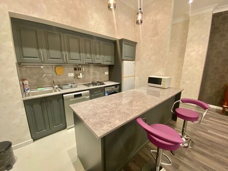 Elan №6282415 - Bakı, Nizami m., 2 otaqlı, 90 m², 13/19 mərtəbə