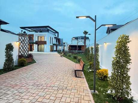 6-комн. дом/дача - пос. Бильгях - 500 м²