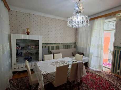 5 otaqlı həyət evi/bağ evi - Qaraçuxur q. - 100 m²