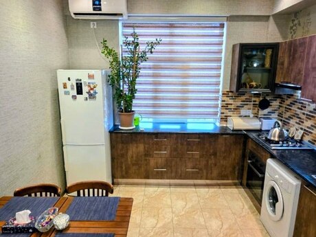 Аренда: 3-комнатная квартира, 100 м², Həzi Aslanov: 800 ₼/мес 3