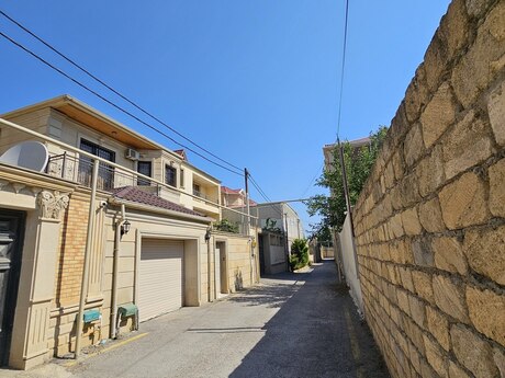 6 otaqlı həyət evi, 250 m², Badamdar: 530 000 ₼ 2