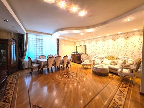 7 otaqlı mənzil, 350 m², Nərimanov: 799 000 ₼ 3