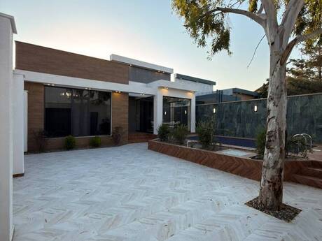 4 otaqlı həyət evi/bağ evi - Şüvəlan q. - 150 m²