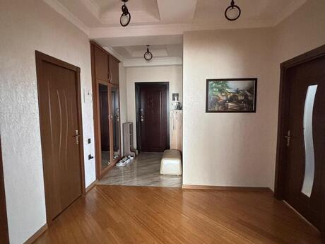 Elan №6282759 - Bakı, Nəsimi m., 3 otaqlı, 147.7 m², 5/17 mərtəbə