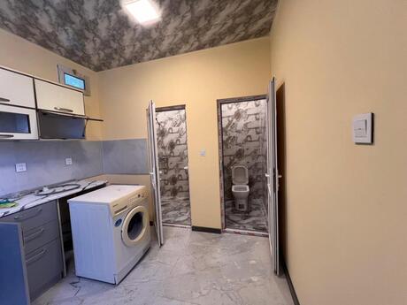 2 otaqlı həyət evi/bağ evi - Qara Qarayev m. - 45 m²