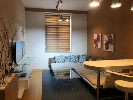Elan №6282969 - Bakı, İçəri Şəhər m., 3 otaqlı, 85 m², 3/5 mərtəbə