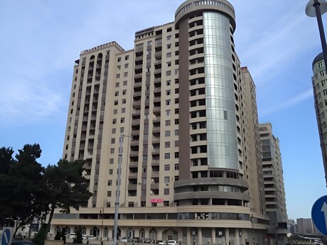 Объявление №6283088 - Баку, м. Гянджлик, 4-комн., 265 м², 4/20 этаж