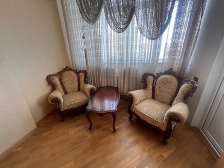4 otaqlı yeni tikili - Gənclik m. - 220 m²