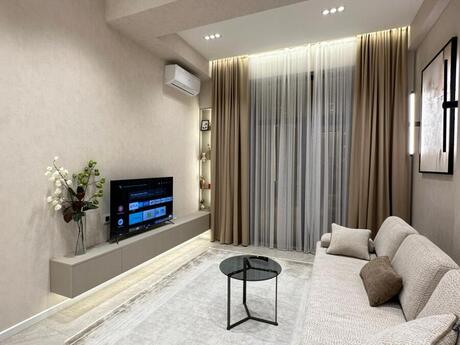 Kirayə 2 otaqlı mənzil, 65 m², 28 May: 1 200 ₼/ay 2