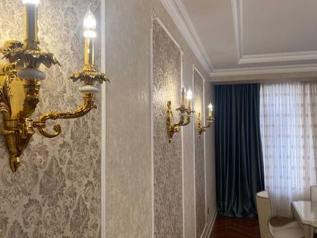4 otaqlı mənzil, 220 m², 28 May: 1 100 000 ₼ 5