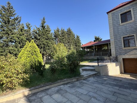 5 otaqlı həyət evi/bağ evi - Novxanı q. - 180 m²