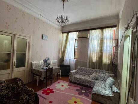 2 otaqlı həyət evi/bağ evi - Bayıl q. - 70 m²
