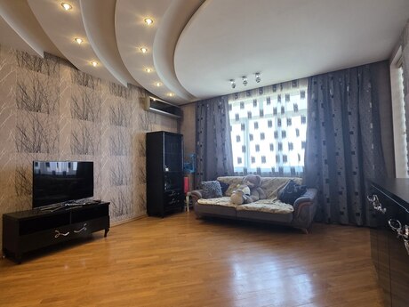 Elan №6283377 - Bakı, Yeni Yasamal q., 2 otaqlı, 95 m², 16/18 mərtəbə
