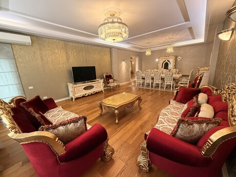 4 otaqlı mənzil, 240 m², Elmlər Akademiyası: 1 200 000 ₼ 2