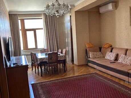 4 otaqlı mənzil, 137 m², Şah İsmayıl Xətai: 430 000 ₼ 2