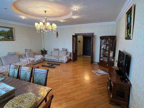 3 otaqlı mənzil, 132 m², 20 Yanvar: 360 000 ₼ 5