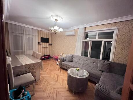 3 otaq · 55 m² · 4/5 mərtəbə, Bakıxanov