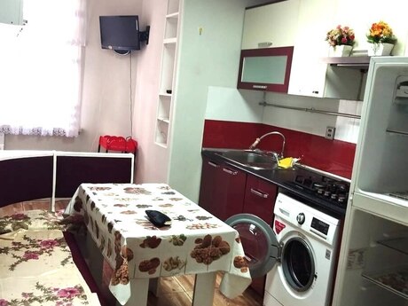 Bakıxanovda 3 otaqlı köhnə tikili mənzil kirayə verilir, 86 m², 699 AZN/ay, şəkil 4 / 8