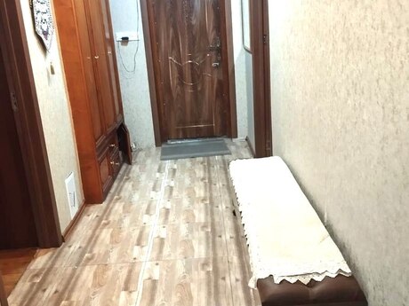 Bakıxanovda 3 otaqlı köhnə tikili mənzil kirayə verilir, 86 m², 699 AZN/ay, şəkil 3 / 8