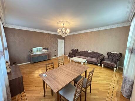 Объявление №6283867 - Баку, м. Нариман Нариманов, 4-комн., 190 м², 11/16 этаж