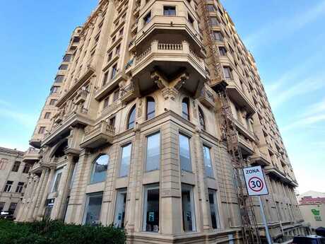 4-room apartment, 300 m², İçəri Şəhər: 850 000 ₼ 2