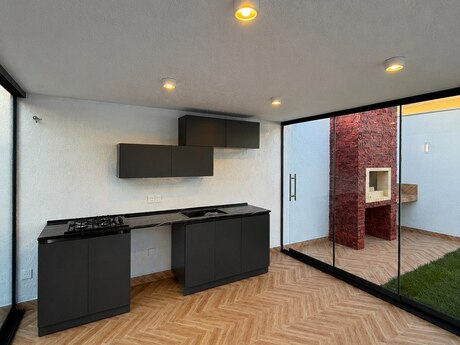 4 otaqlı həyət evi/bağ evi - Şüvəlan q. - 155 m²