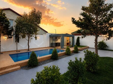 4 otaqlı həyət evi/bağ evi - Şüvəlan q. - 155 m²