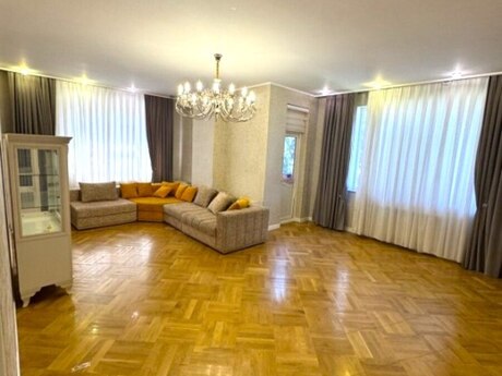 Elan №6284011 - Bakı, Elmlər Akademiyası m., 3 otaqlı, 131 m², 2/17 mərtəbə