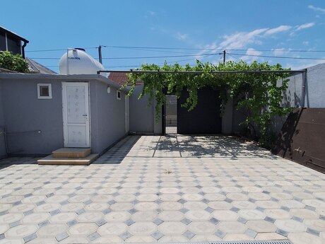 4 otaqlı həyət evi/bağ evi - Hövsan q. - 170 m²