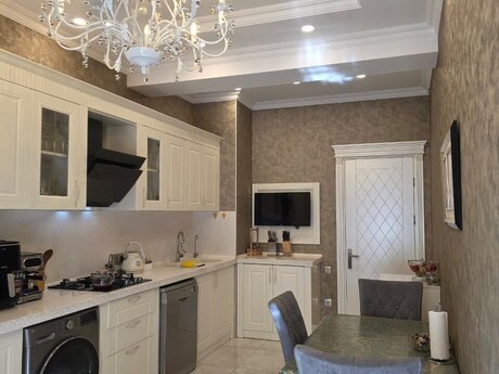 3-комн. новостройка - м. 20 января - 114 м²