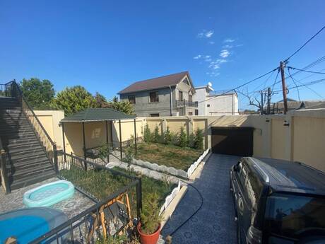 4 otaqlı həyət evi/bağ evi - Badamdar q. - 220 m²