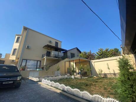 4 otaqlı həyət evi/bağ evi - Badamdar q. - 220 m²