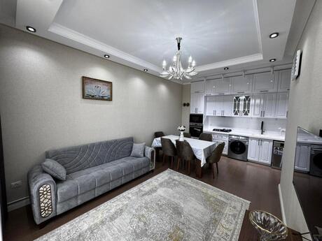 3-комн. новостройка - м. Элмляр Академиясы - 80 м²