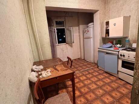 4 otaqlı köhnə tikili - Nəriman Nərimanov m. - 115 m²