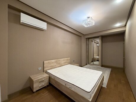 3-room apartment for rent, 120 m², Elmlər Akademiyası: 1 100 ₼/mo 5
