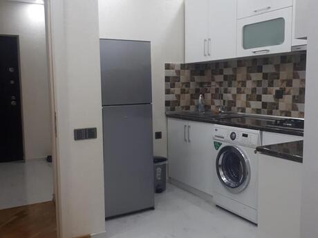 Kirayə 3 otaqlı mənzil, 120 m², 8 Noyabr: 999 ₼/ay 5