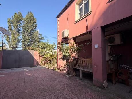 8 otaqlı həyət evi, 250 m², Bakıxanov: 315 000 ₼ 3
