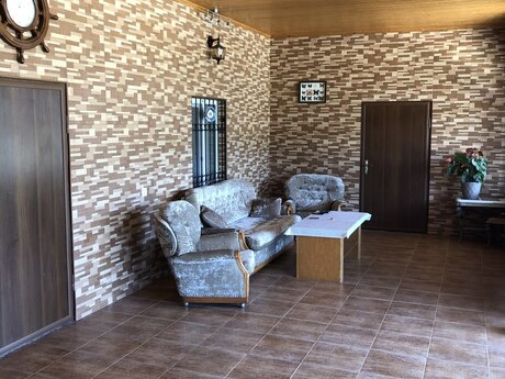 12 otaqlı həyət evi/bağ evi - Pirşağı q. - 600 m²