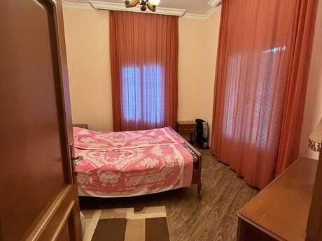 12 otaqlı həyət evi, 600 m², Pirşağı: 460 000 ₼ 5