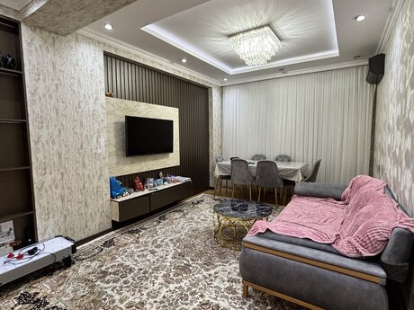 3 otaq · 111 m² · 8/16 mərtəbə, Qara Qarayev