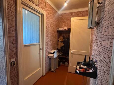 2 otaqlı köhnə tikili - Bakıxanov q. - 70 m²