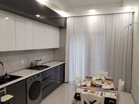 Продаётся 2-комнатная квартира в новостройке, ЖК West Town, 87 м², 250 000 AZN, фото 2 / 11
