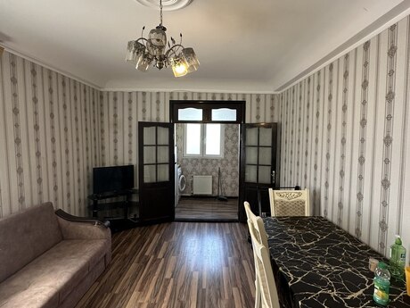 2 rooms · 45 m²