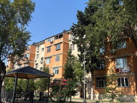 3-комн. вторичка - м. Кара Караев - 63 м²